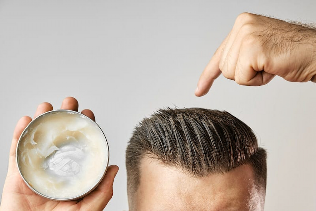 مراقبت از موها برای جلوگیری از علائم پیری زودرس در مردان